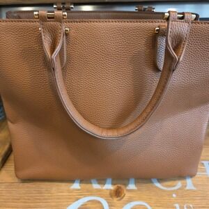 NEW Miztique Designer Brand Medium Brown Leather Handbag